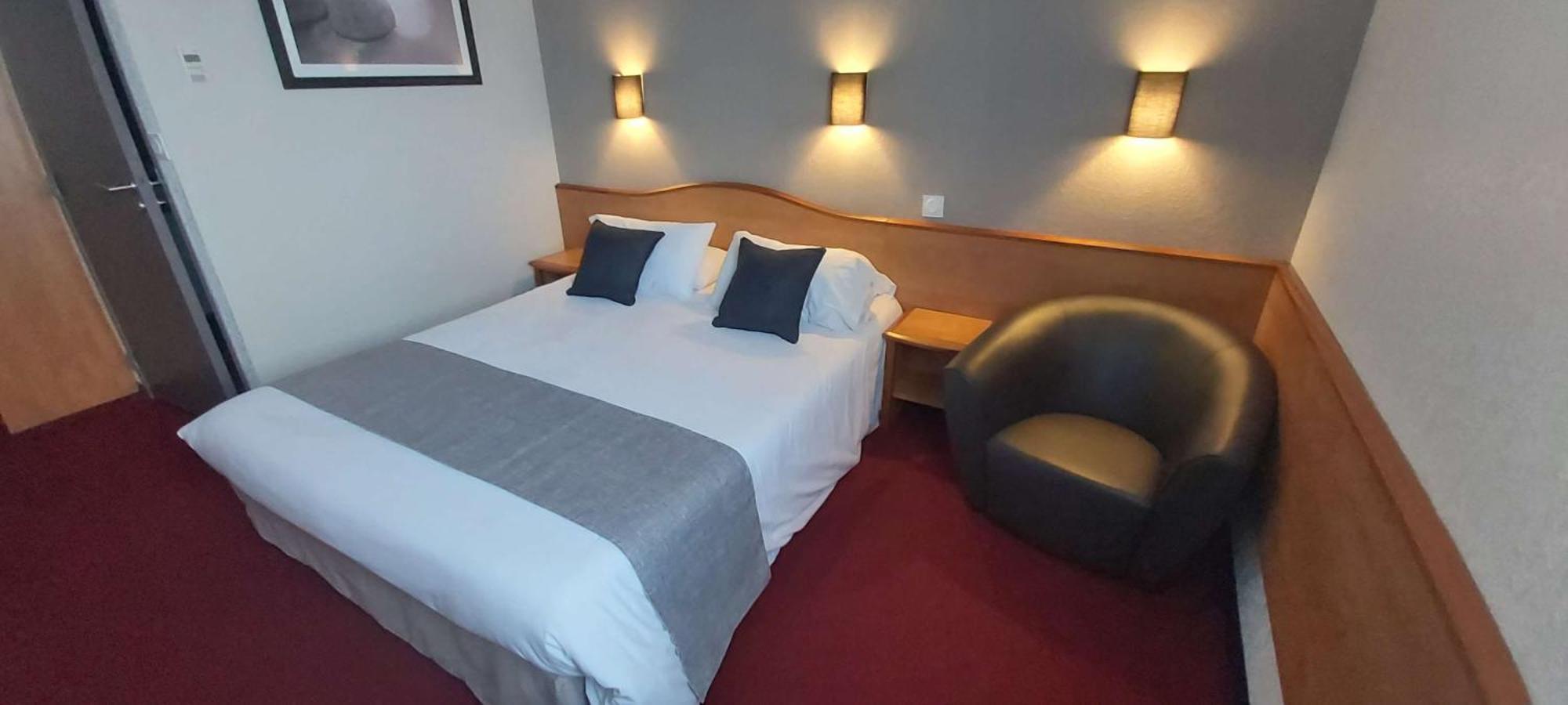 Brit Hotel Confort Villeneuve Sur Lot Bias  Exteriér fotografie