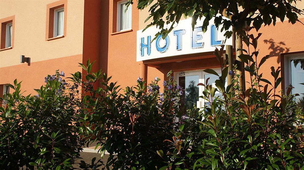 Brit Hotel Confort Villeneuve Sur Lot Bias  Exteriér fotografie